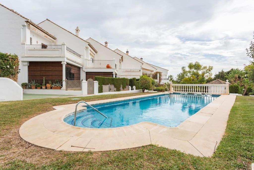 Stylish Spanish 3 Bd Townhouse On The Golden Mile Marbella Esterno foto