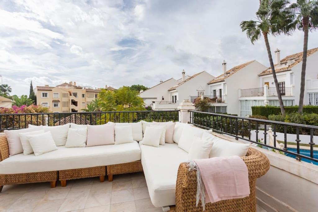 Stylish Spanish 3 Bd Townhouse On The Golden Mile Marbella Esterno foto