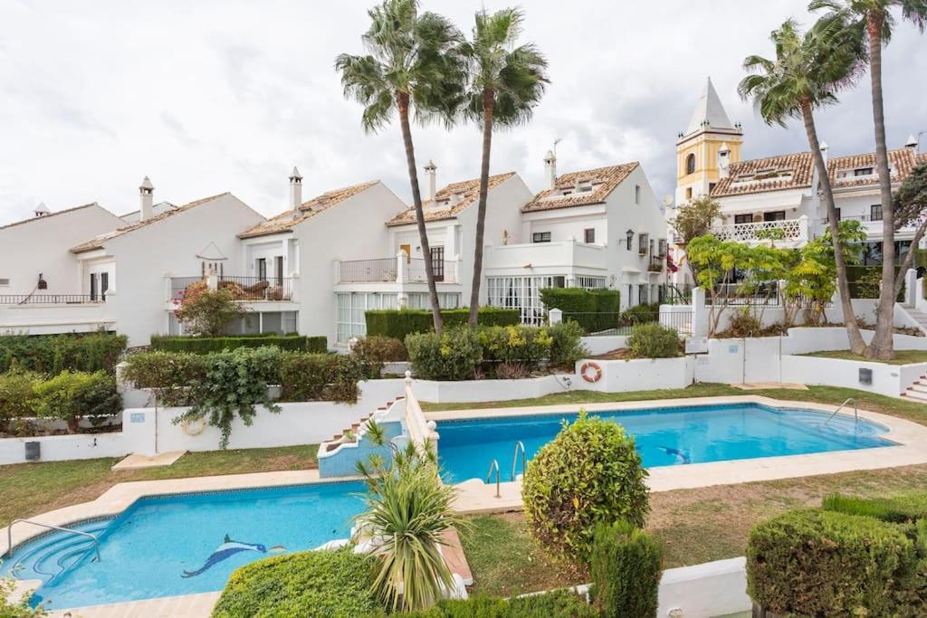 Stylish Spanish 3 Bd Townhouse On The Golden Mile Marbella Esterno foto